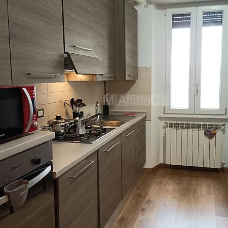Bilocale Moka A Vicino Stazione E Al Centro Апартаменты